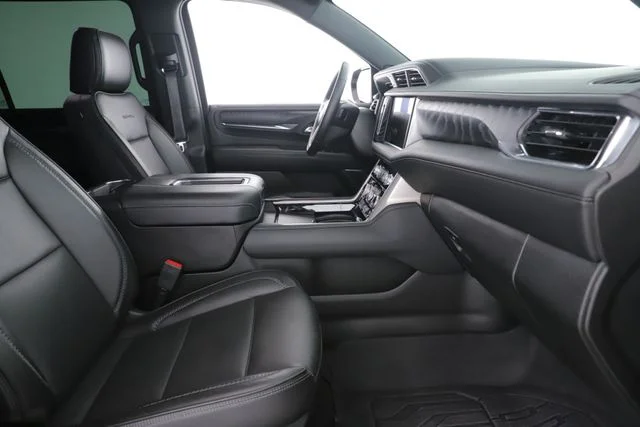 Used 2023 Black GMC Denali image 37