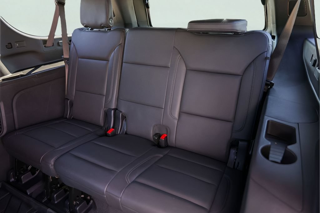 2026 Chevrolet Suburban Z71 - Photo 26