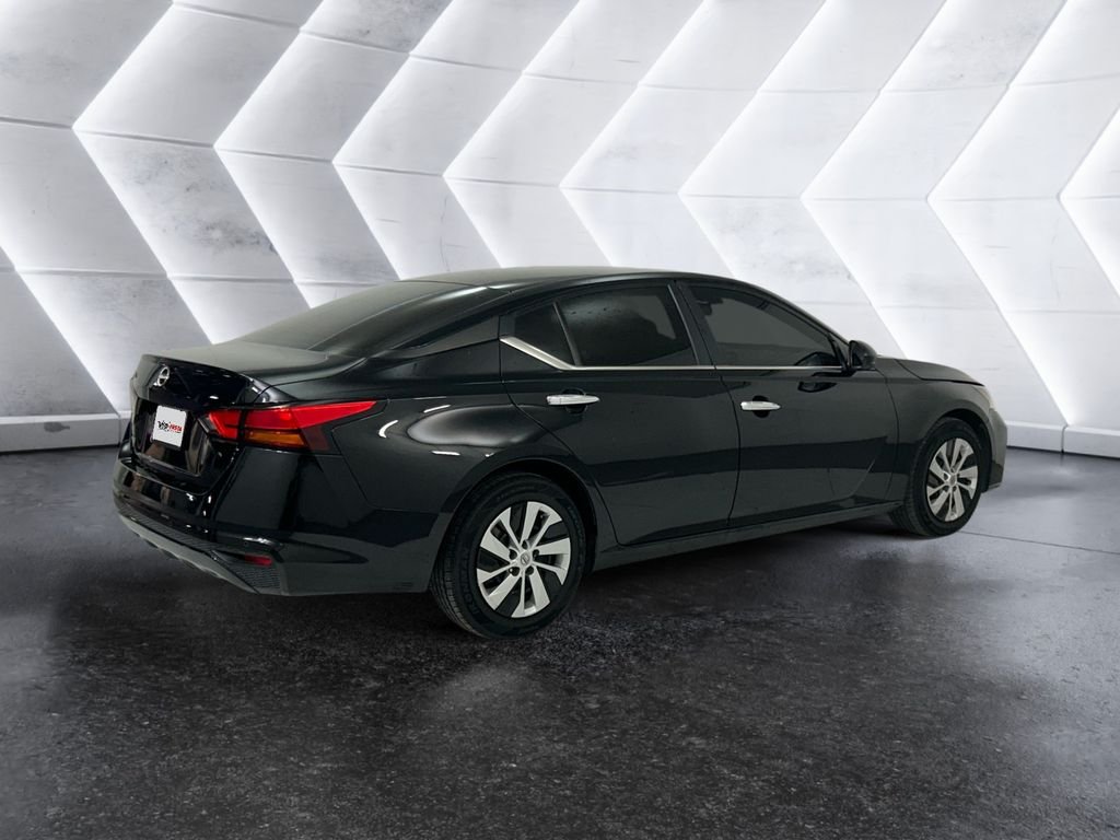 Used 2024 Black Nissan 2.5 S image 4