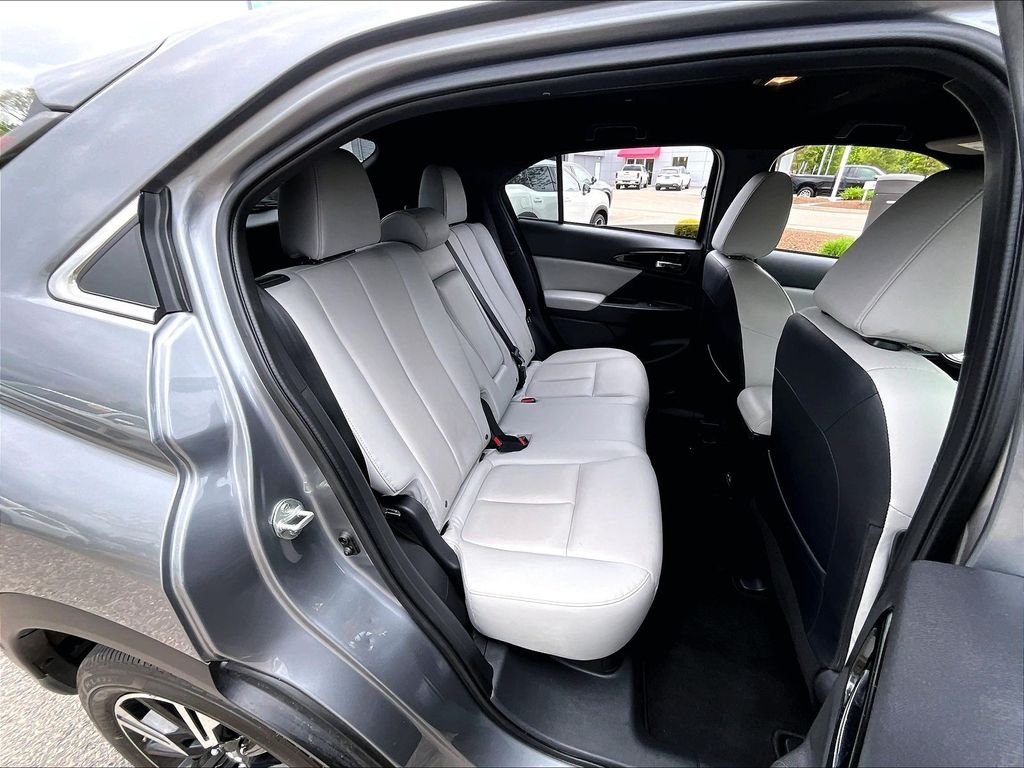 Used 2024 Gray Mitsubishi SE image 16