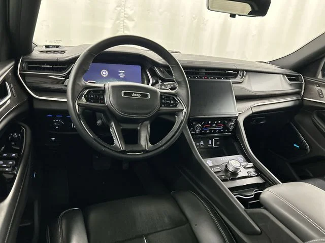 Used 2023 White Jeep Overland 4xe image 22