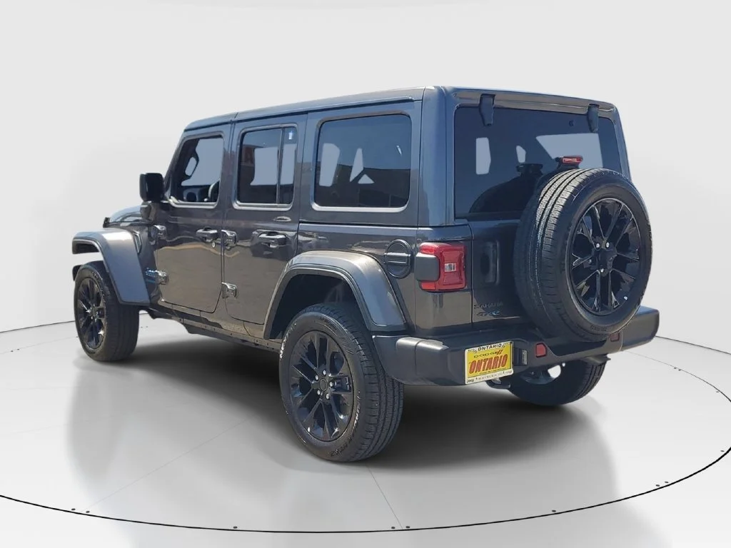 Used 2025 Gray Jeep Sahara 4xe image 6