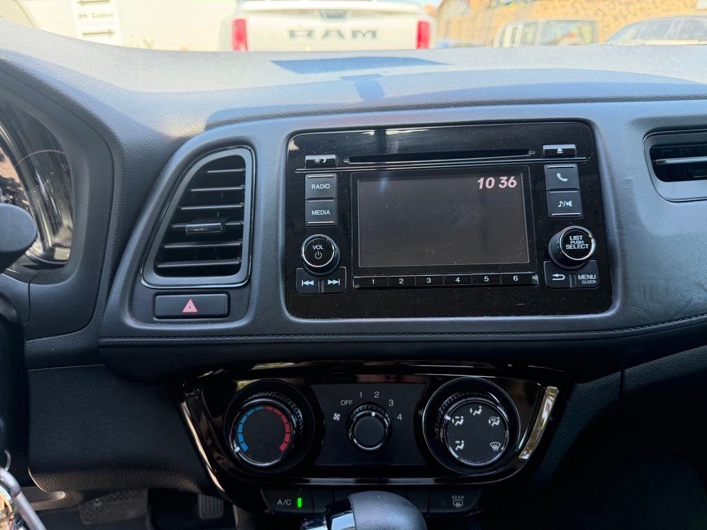 Used 2019  Honda LX image 22