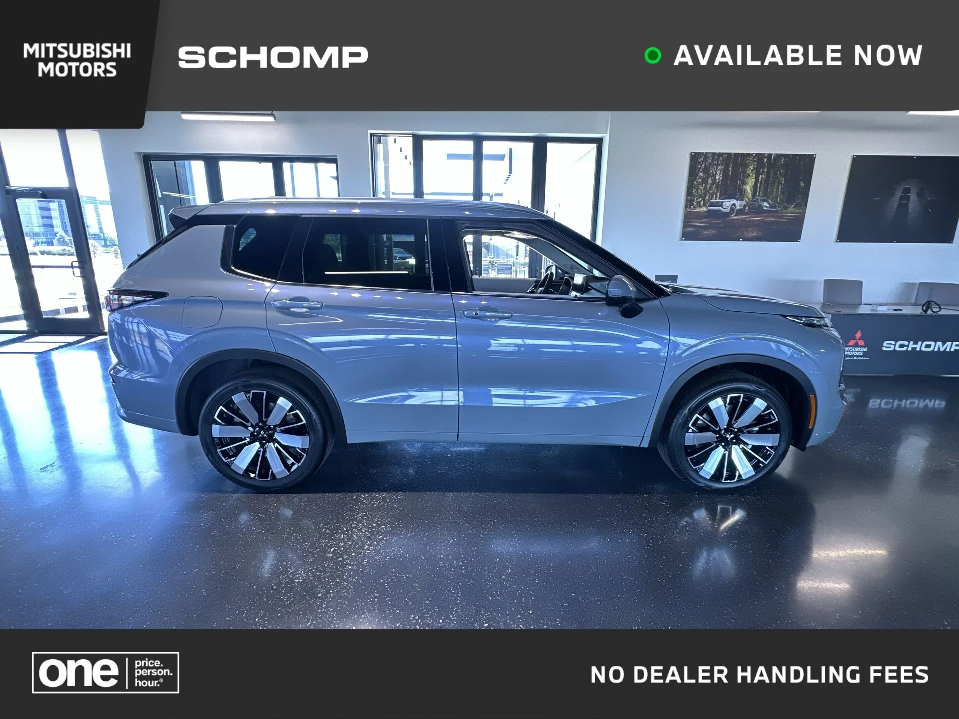 New 2026 Moonstone Gray Metallic Mitsubishi SEL image 1