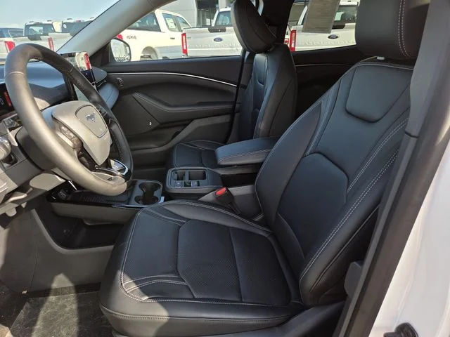 New 2026 Star White Metallic Tri-coat Ford Premium image 10
