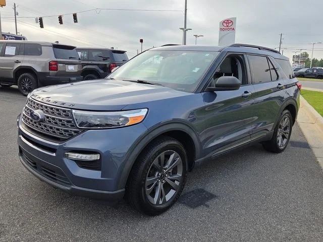 Used 2021 Blue Ford XLT image 3