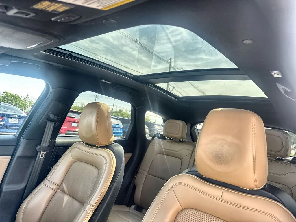 Used 2022 Blue Lincoln Reserve image 21