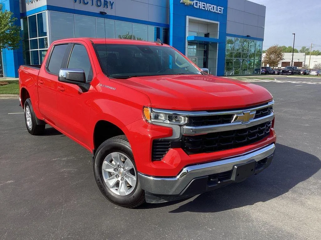 Used 2025 Red Hot Chevrolet LT image 7