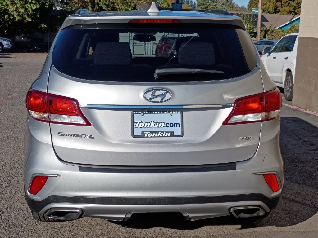 Used 2017 Iron Frost Hyundai SE image 6