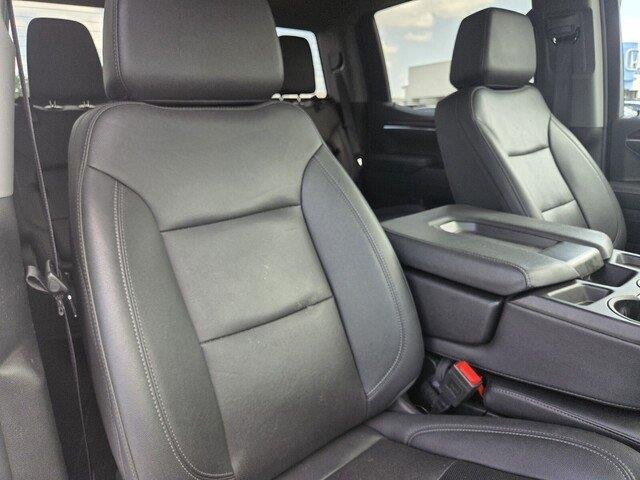 Used 2025 Summit White GMC SLT image 29