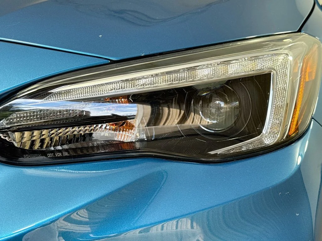 Used 2019 Blue Subaru 2.0i Limited image 37