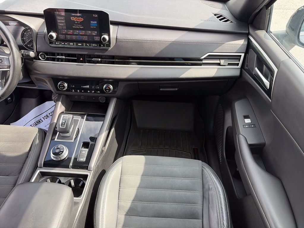 Used 2022  Mitsubishi Black Edition image 17