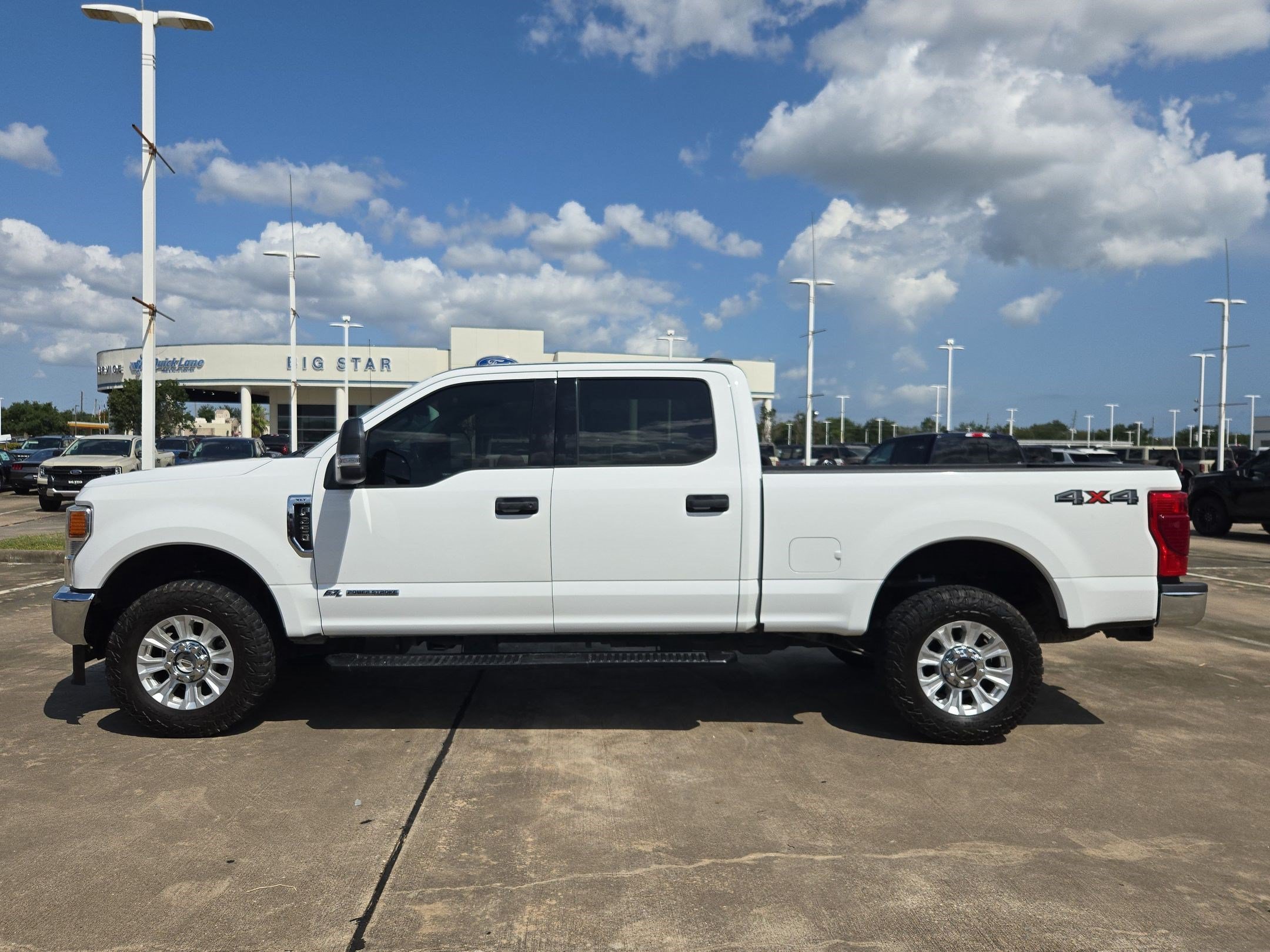 Used 2021 Blue Ford XLT image 6