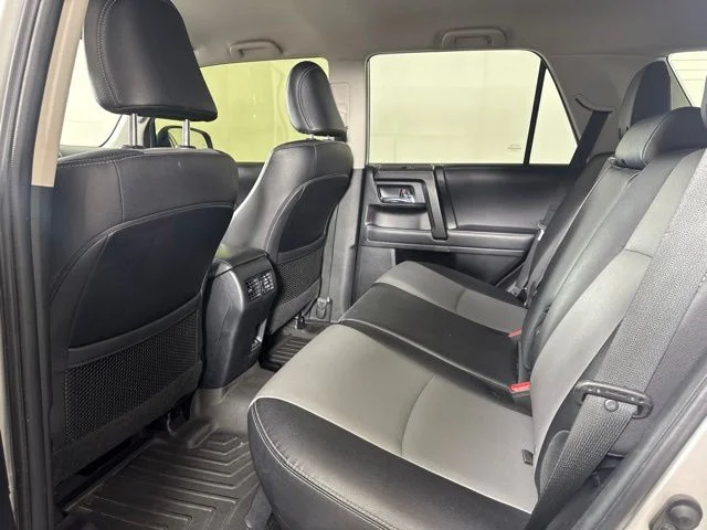 Used 2022 Classic Silver Metallic Toyota SR5 Premium image 12