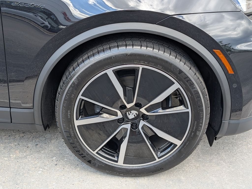 Used 2025 Black Porsche  image 32