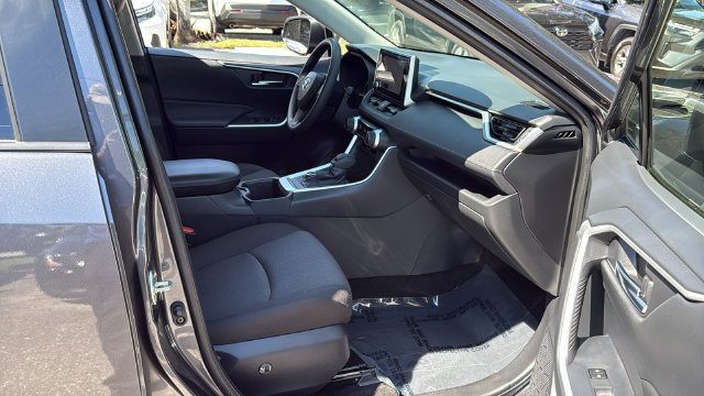 Used 2025 Magnetic Gray Metallic Toyota XLE image 13