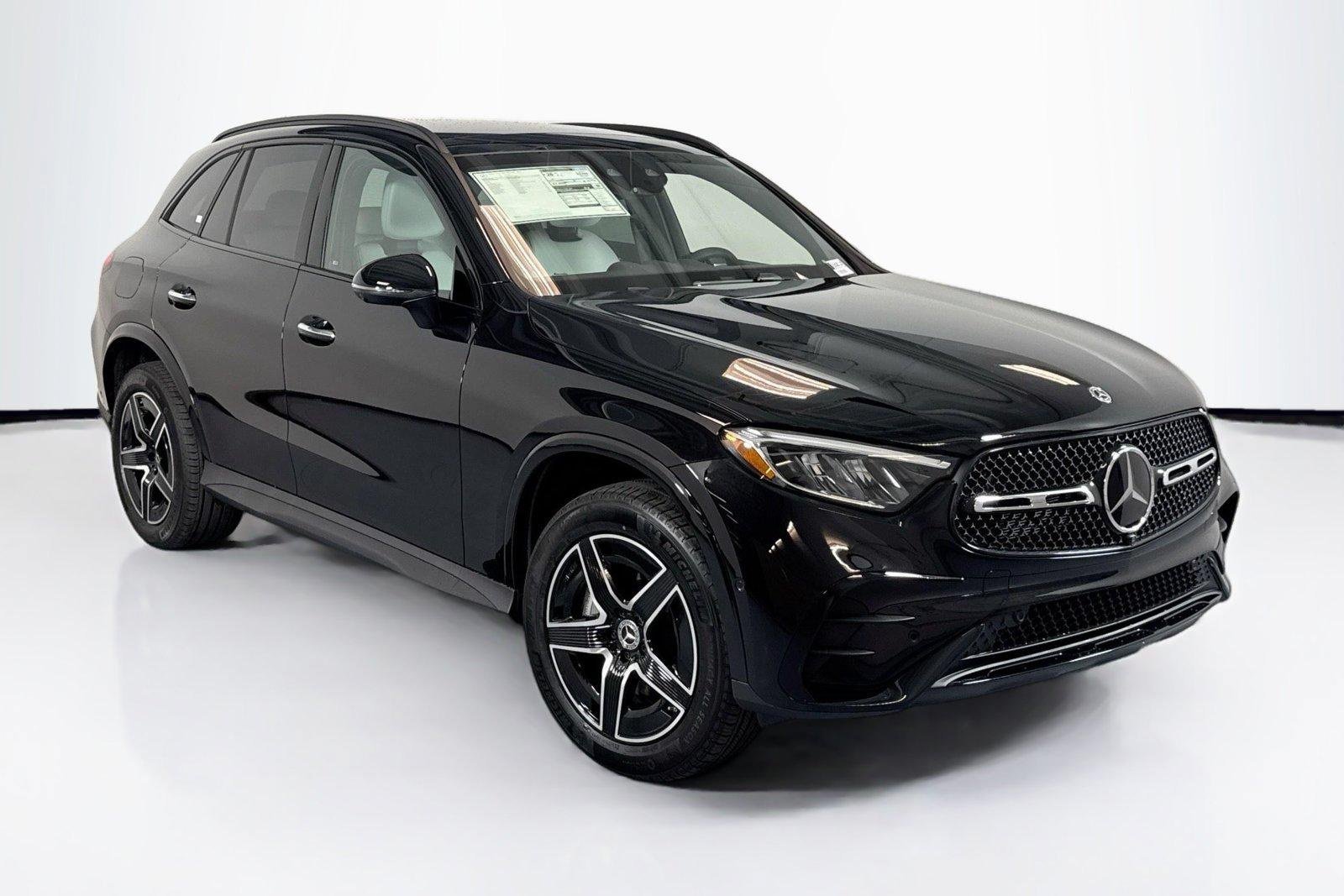 New 2026 Obsidian Black Metallic Mercedes-Benz GLC 300 image 3