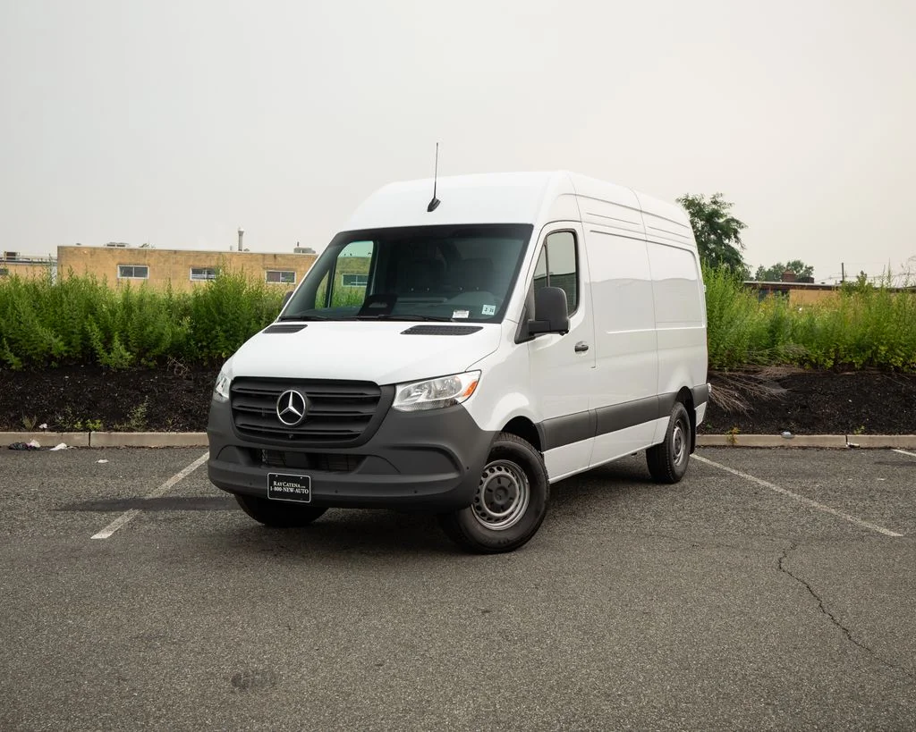 Used 2026 White Mercedes-Benz Cargo 144 WB image 1