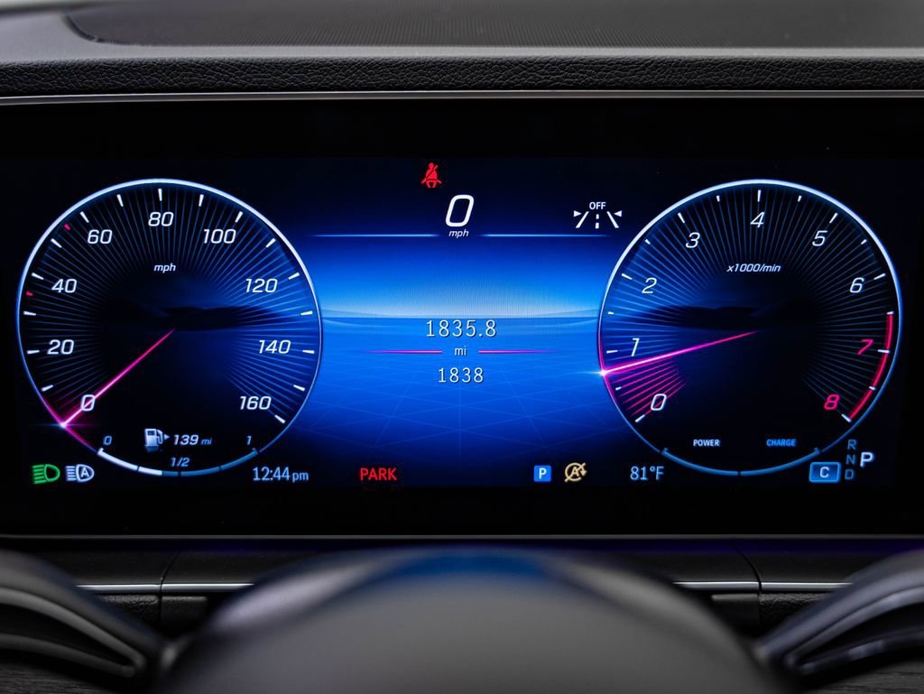 Certified Used 2026 Obsidian Black Metallic Mercedes-Benz GLE 580 image 32