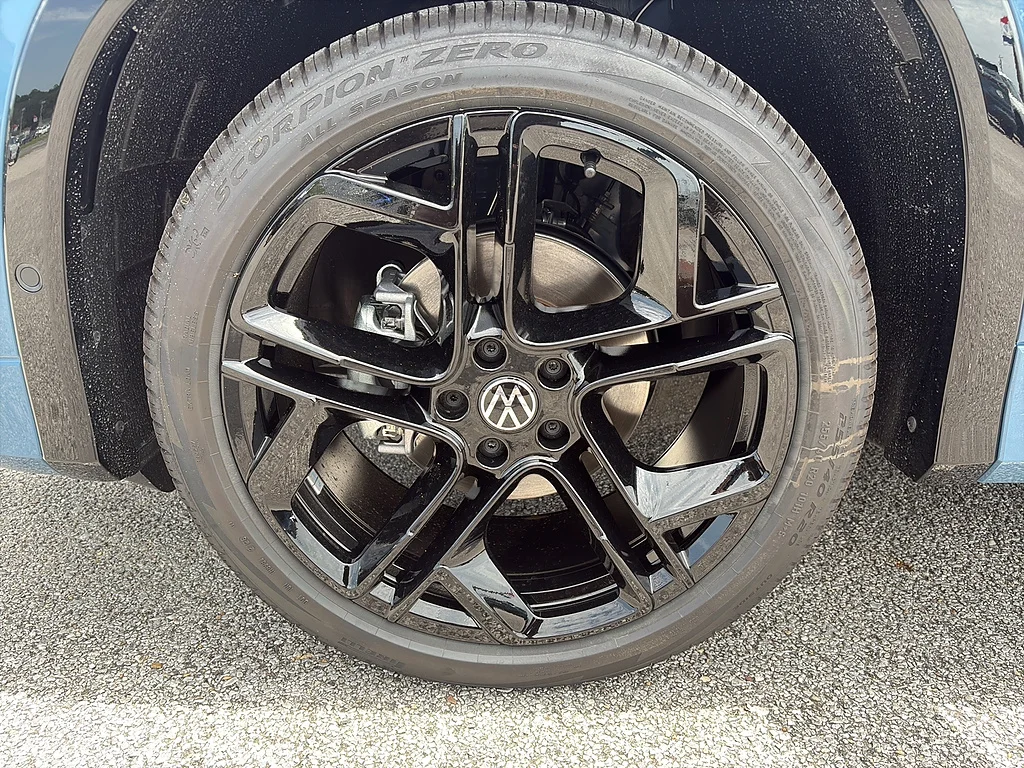 New 2026 Monterey Blue Pearl Volkswagen SE R-Line Black FWD image 9