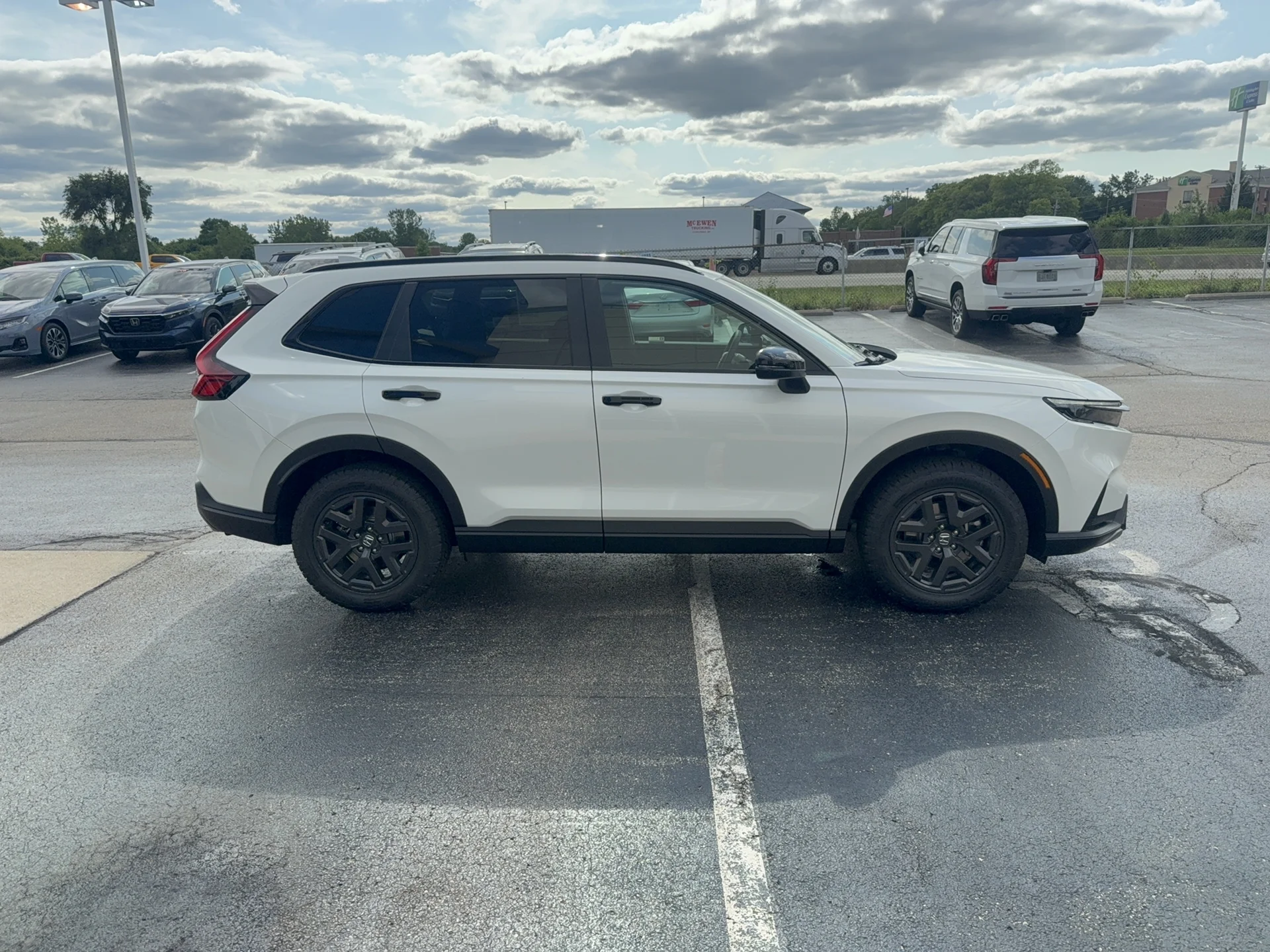 New 2026 Platinum White Pearl Honda TrailSport image 4