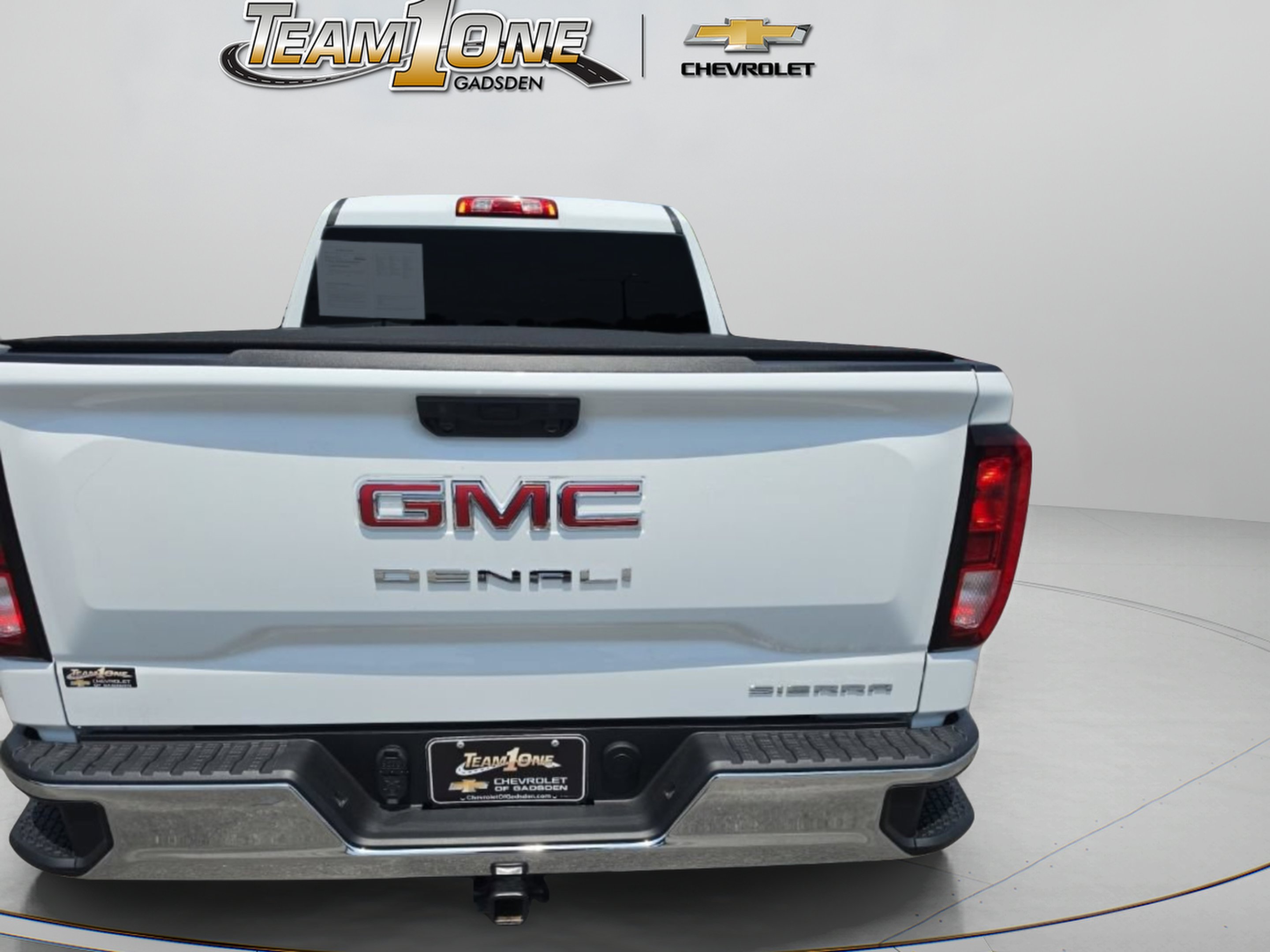 Used 2026 Summit White GMC Pro image 6