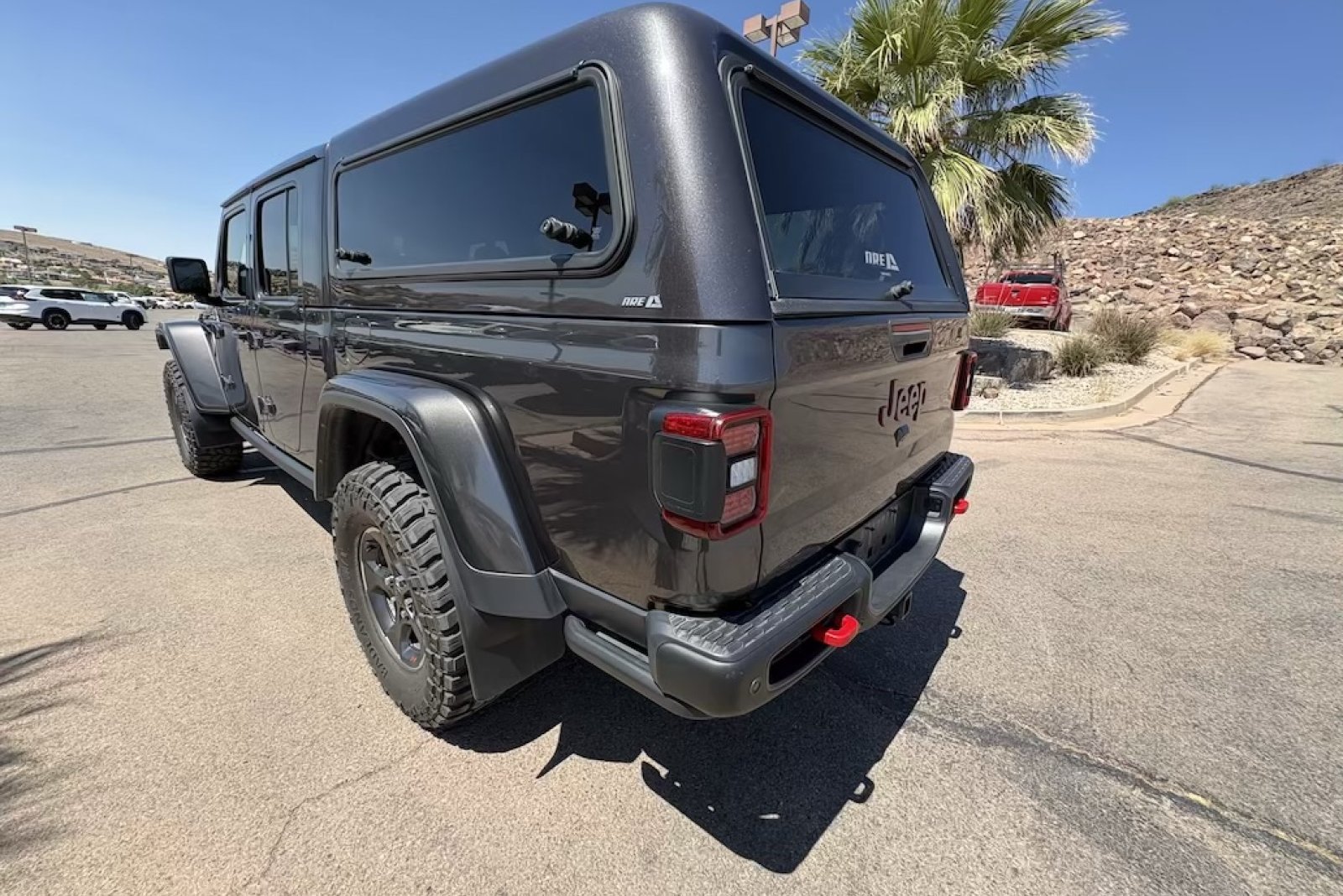 Used 2021 Granite Crystal Metallic Clearcoat Jeep Rubicon image 3