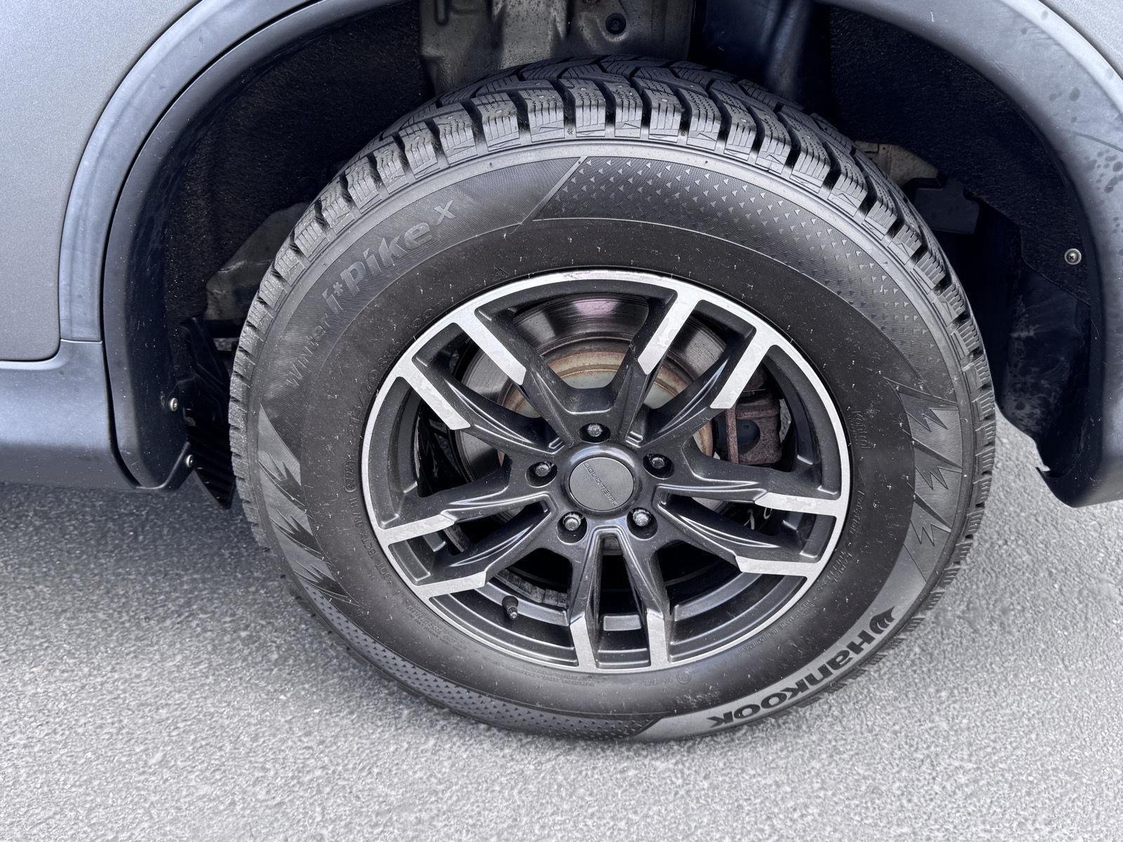 Used 2014 Gray Honda LX image 12
