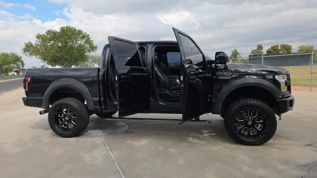 Used 2015 Black Ford  image 2
