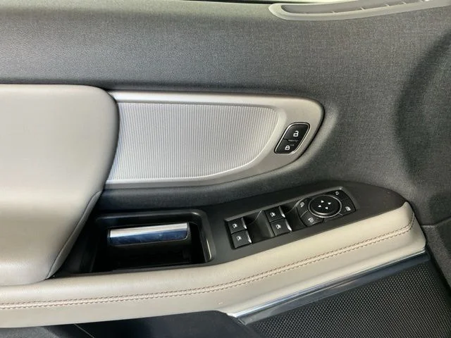Used 2025 Silver Metallic Ford Active image 8