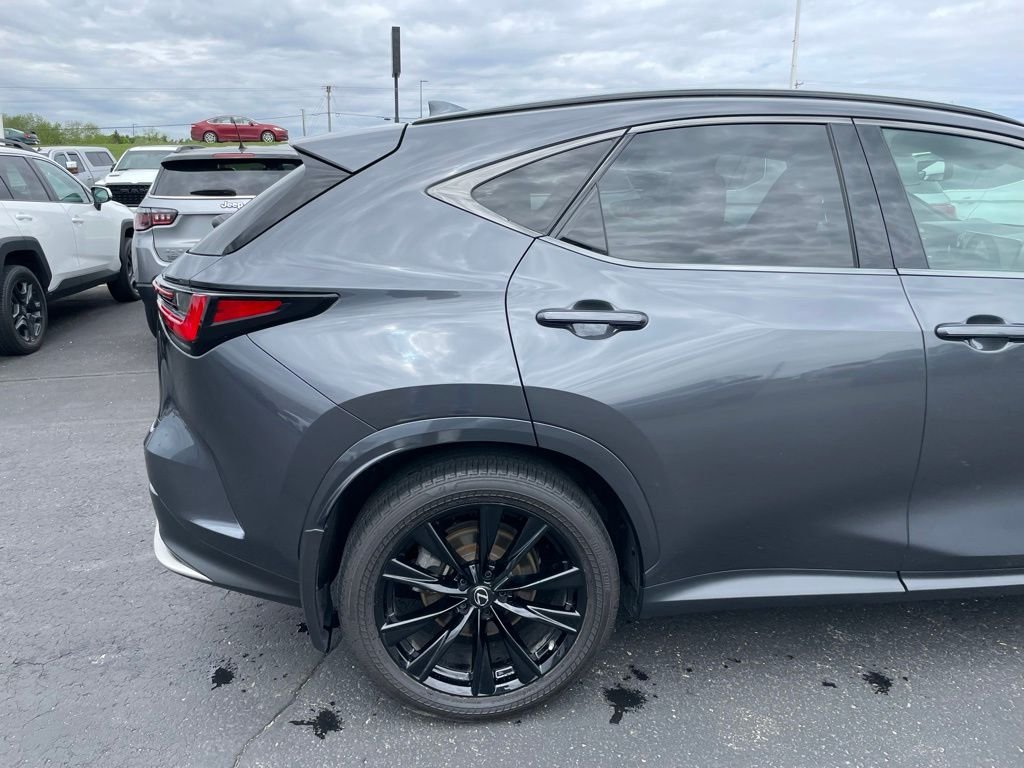 Used 2022 Gray Lexus 350 F SPORT Handling image 36