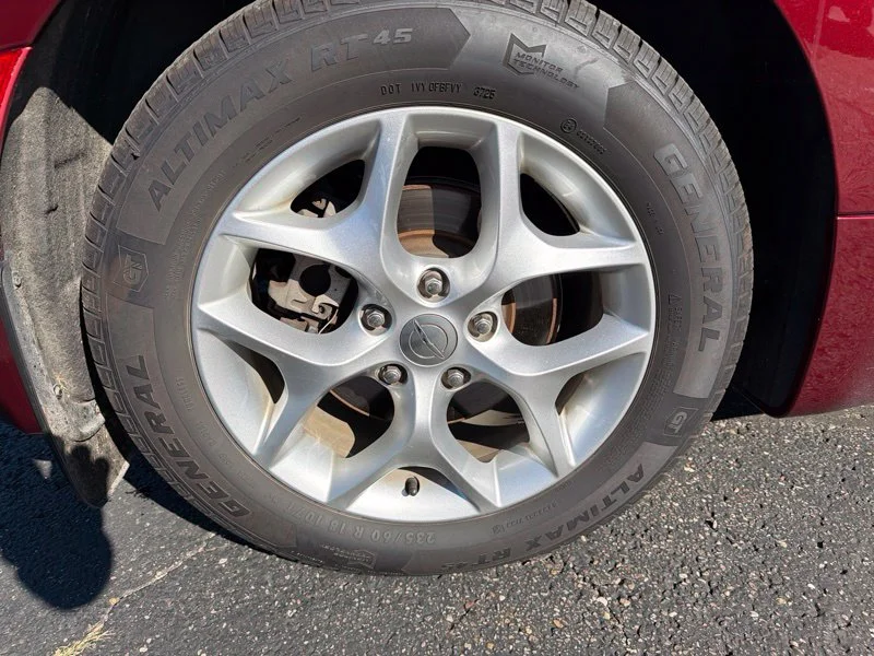 Used 2019 Red Chrysler Touring L image 9