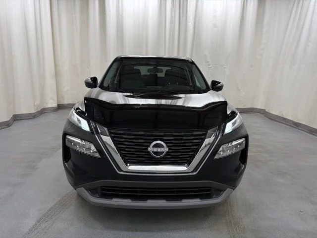 Used 2023 Black Nissan SV image 8
