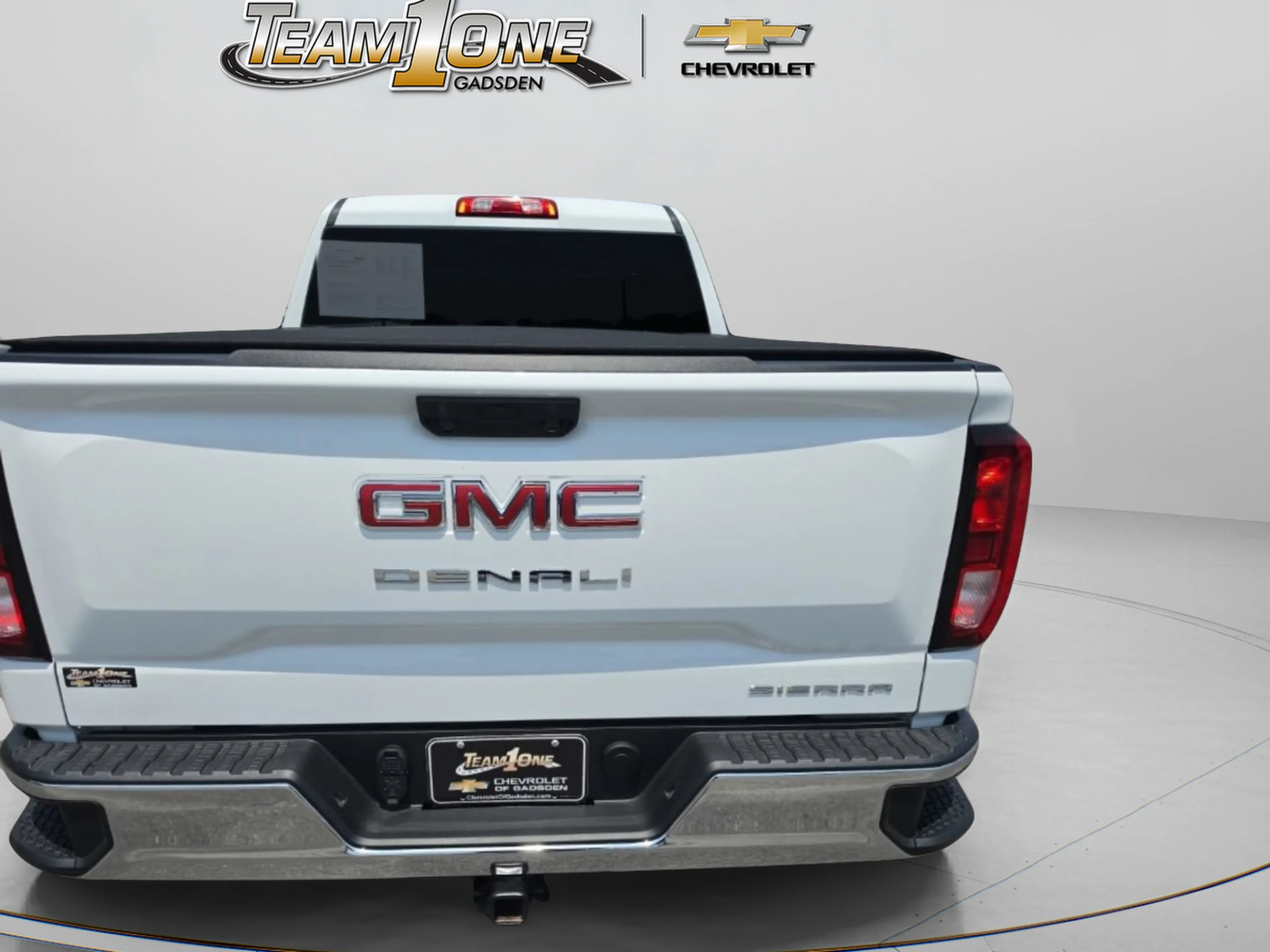Used 2026 Summit White GMC Pro image 6