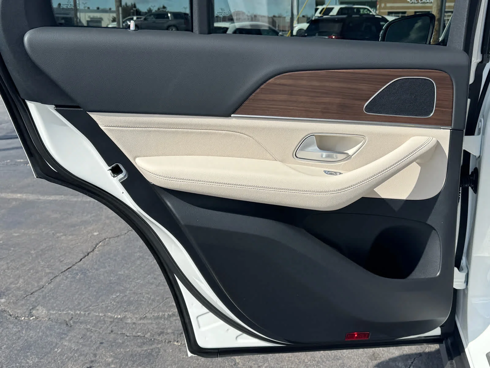 New 2026 Polar White Mercedes-Benz GLE 350 image 34
