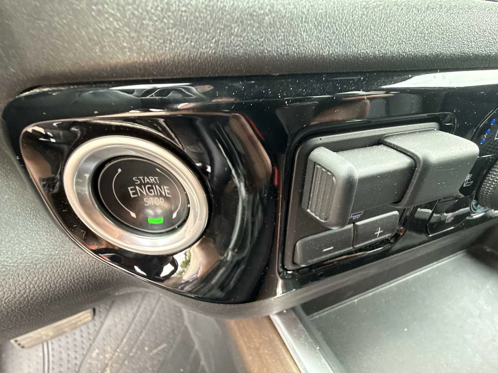2024 Chevrolet Silverado 1500 High Country - Photo 17