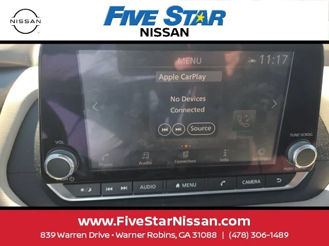Used 2021 Blue Nissan SV image 15