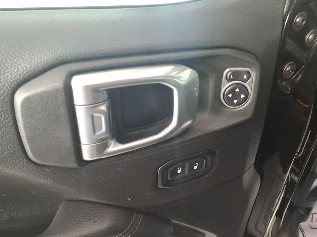 Used 2023 Black Jeep Rubicon 392 image 14