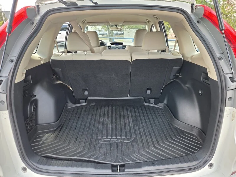 Used 2015 White Diamond Pearl Honda LX image 14