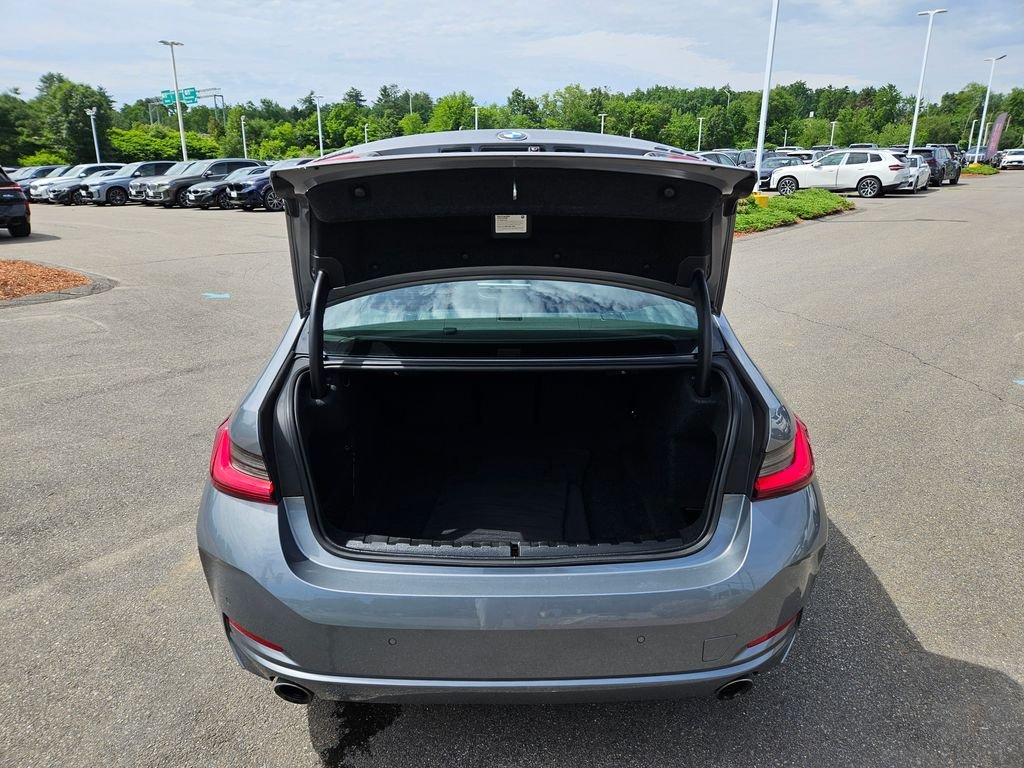Used 2023 Skyscraper Grey Metallic BMW 330i xDrive image 11
