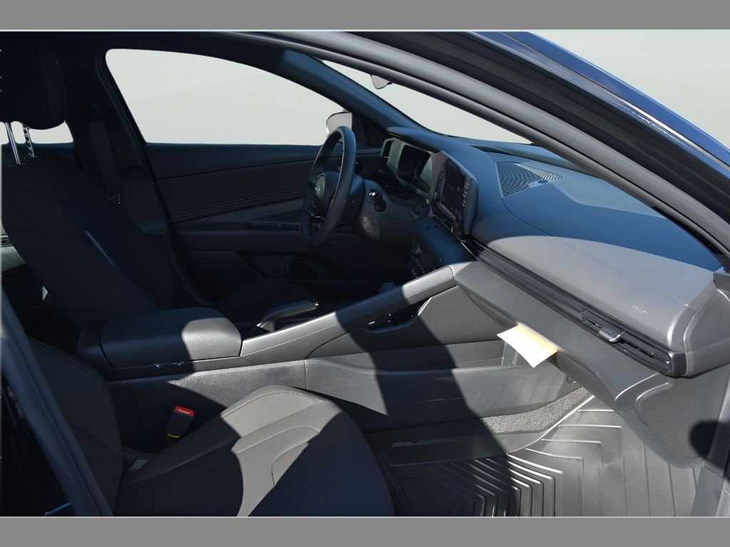 2026 Hyundai Elantra SEL Sport - Photo 13