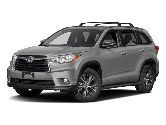 Used 2016 Silver Sky Metallic Toyota XLE image 5