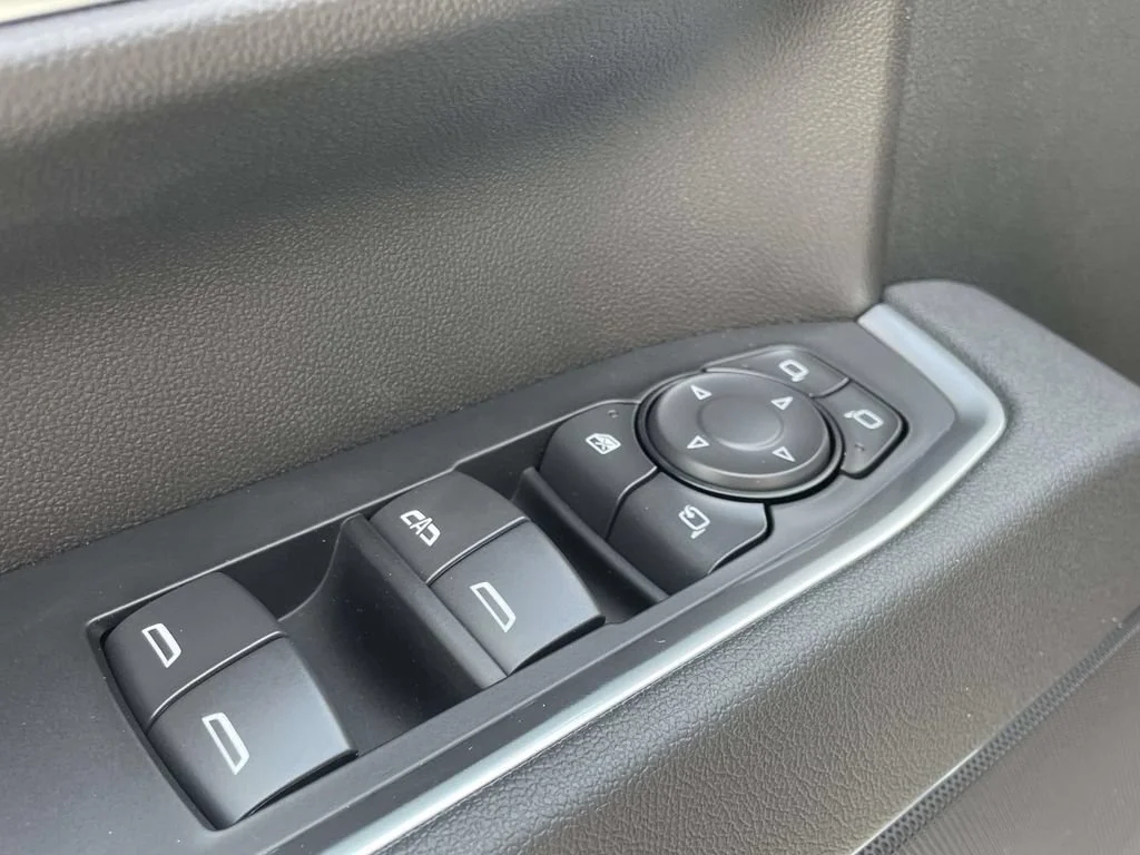 2026 Chevrolet Silverado 3500 HD LT - Photo 14