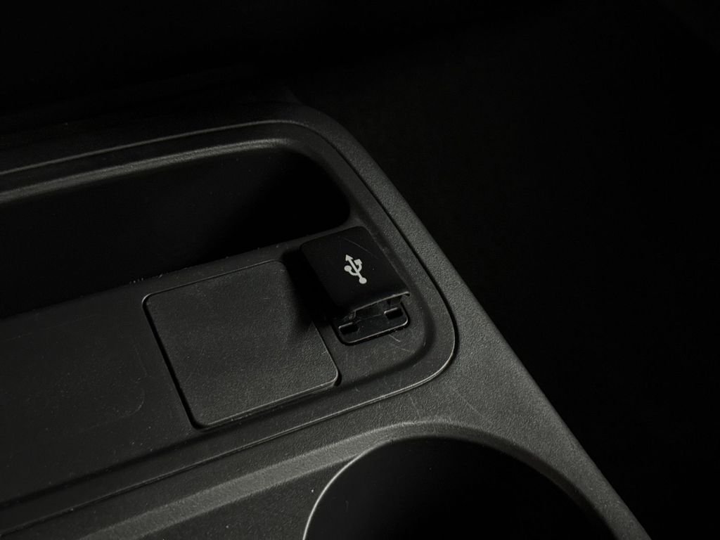 Used 2024 Jet Black Metallic Mitsubishi ES image 28