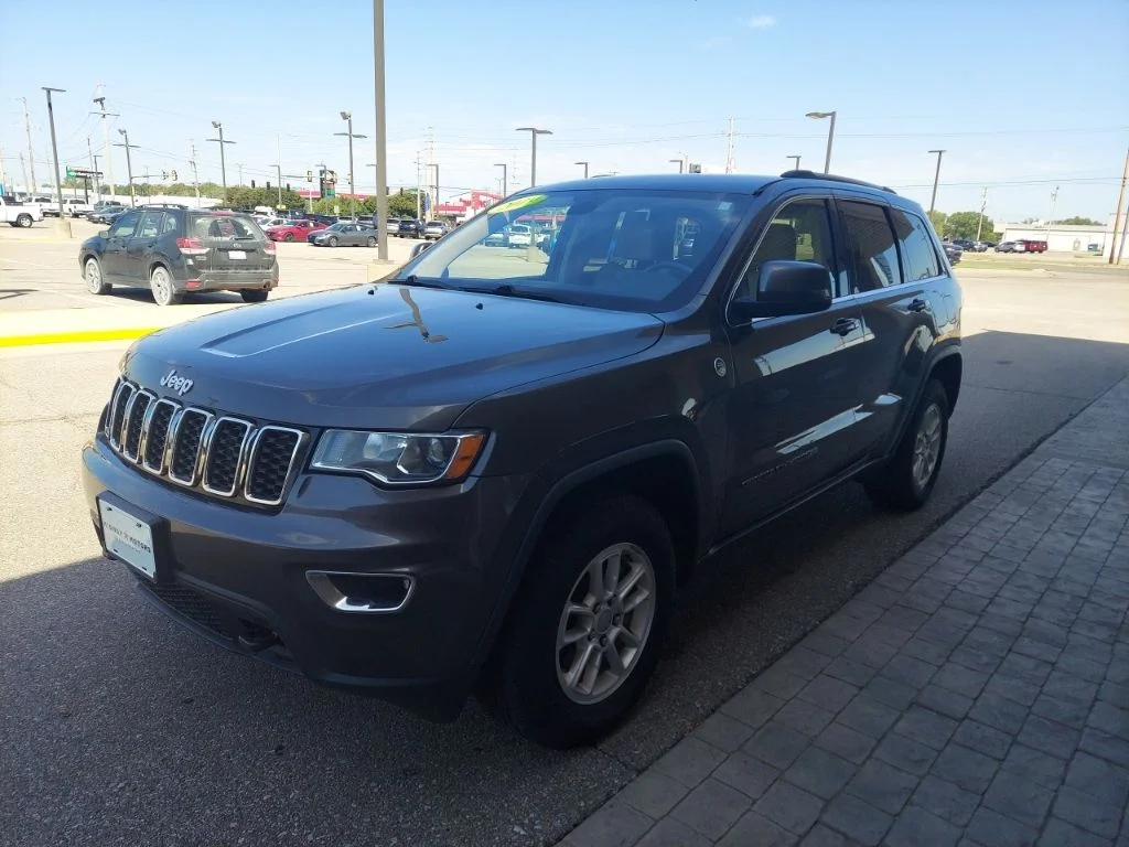 Certified Used 2019 Gray Jeep Laredo E image 3