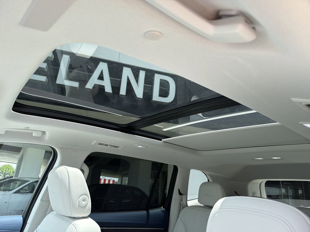 New 2026 Ocean Blue Metallic Buick Avenir image 23