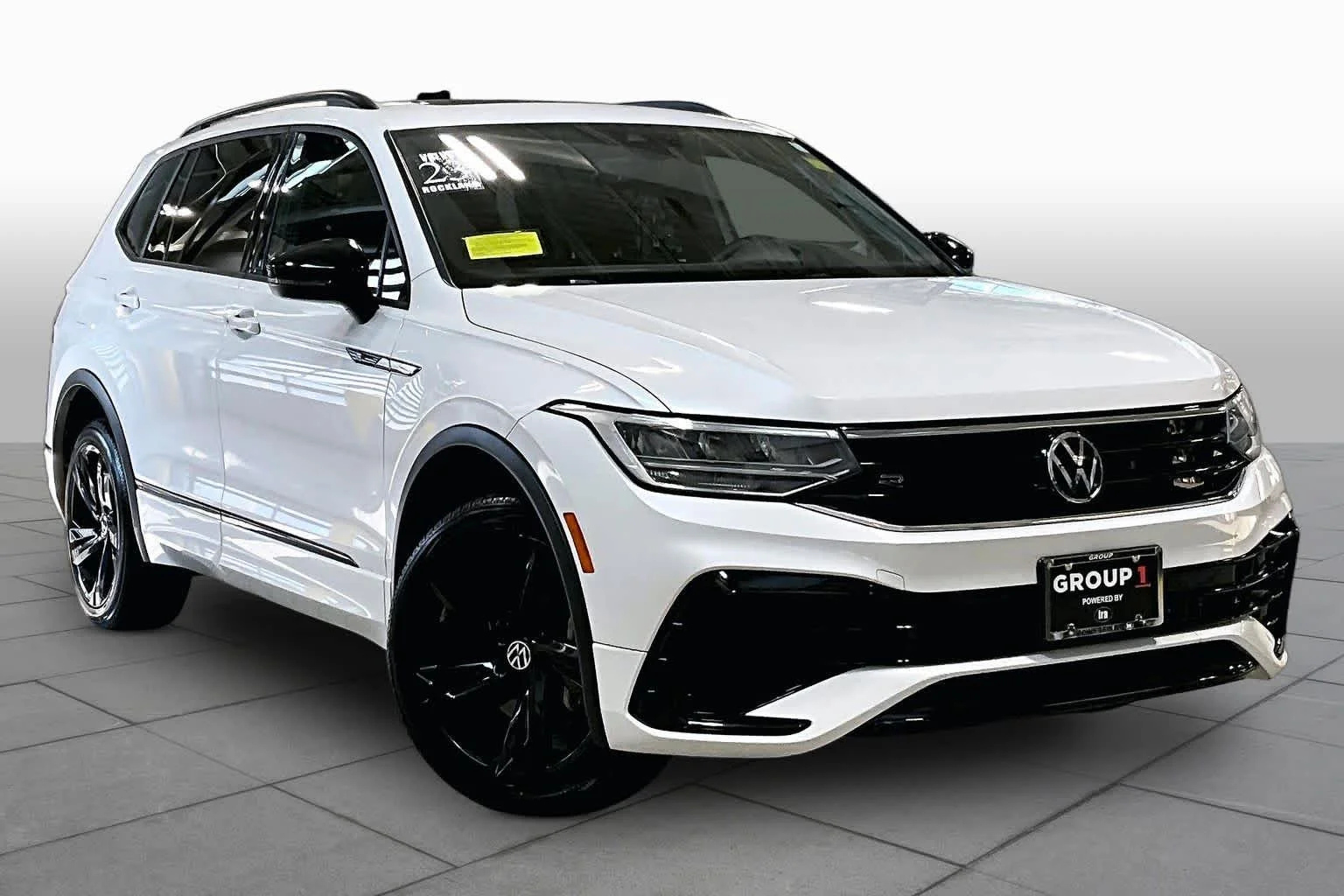 Used 2023 Opal White Pearl Volkswagen SE R-Line Black image 3