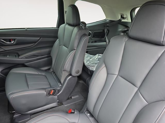 New 2026 CRYSTAL BLACK SILICA Subaru Limited Bronze Edition 7-Passenger image 13