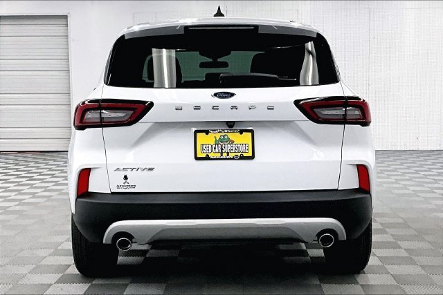 Used 2025 Oxford White Ford Active image 5