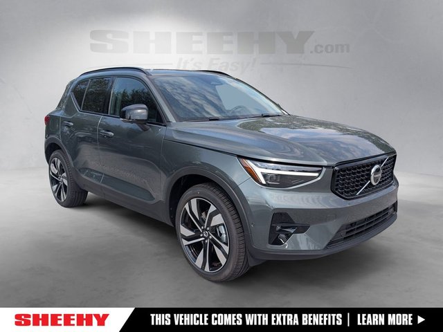 2026 Volvo XC40 B5 Ultra